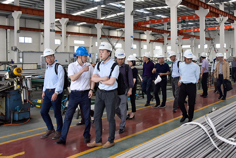 中達特鋼承辦船舶智能輔機學(xué)術(shù)研討會-參觀車間 (3).jpg